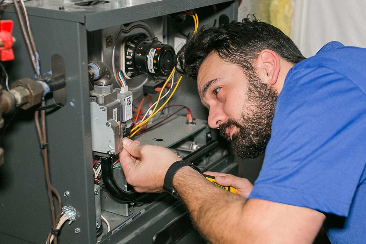 5 Signs Your Manassas Home Needs a Furnace Check Before Winter
